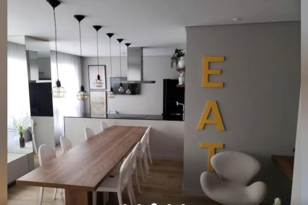 Apartamento Luxuoso No Centro De *